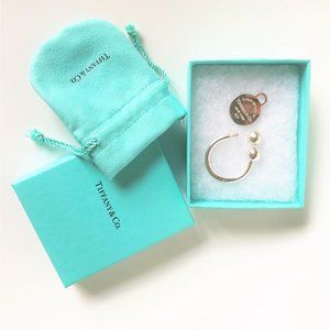Brand-new Tiffany& Co. Sterling Silver Round Tag Key Ring in Original Package